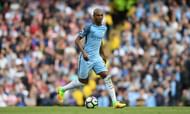 MANCHESTER, ENGLAND - AUGUST 13:  Manchester City player Fernandinho in action during the Premier League match between Manchester City and Sunderland at Etihad Stadium on August 13, 2016 in Manchester, England.  (Photo by Stu Forster/Getty Images)